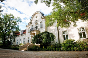 Гостиница Pałac Zdunowo  Залуски